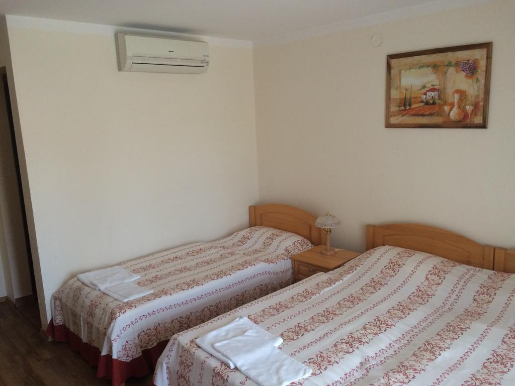 Gostilna Turk Hotell Hotedrsica Rum bild