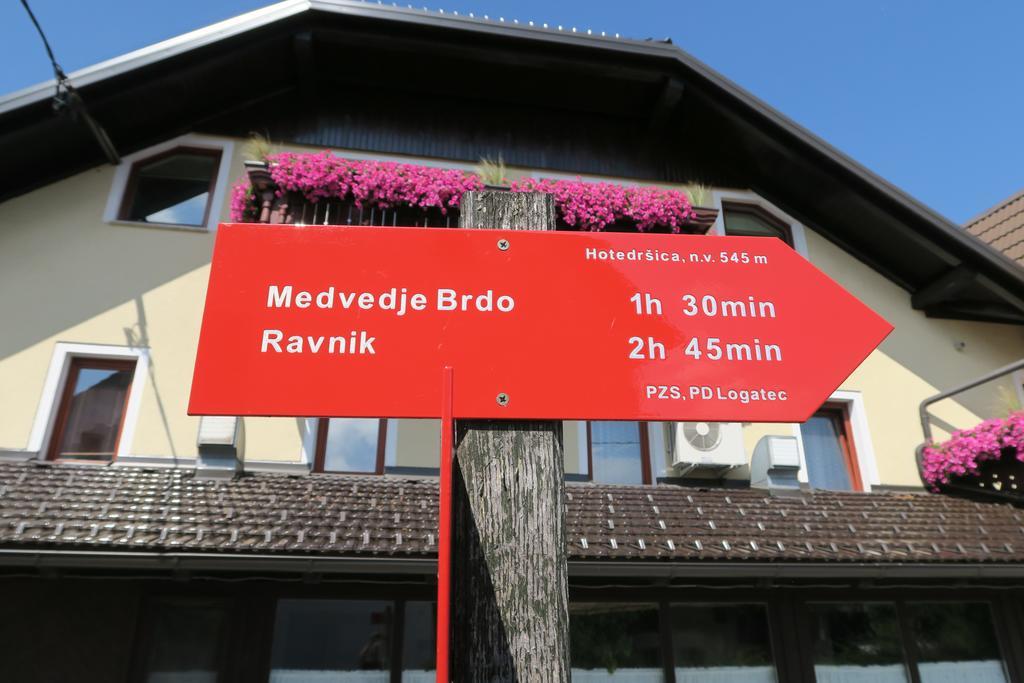 Gostilna Turk Hotell Hotedrsica Exteriör bild